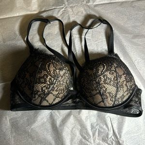 Victoria’s Secret bombshell Bra